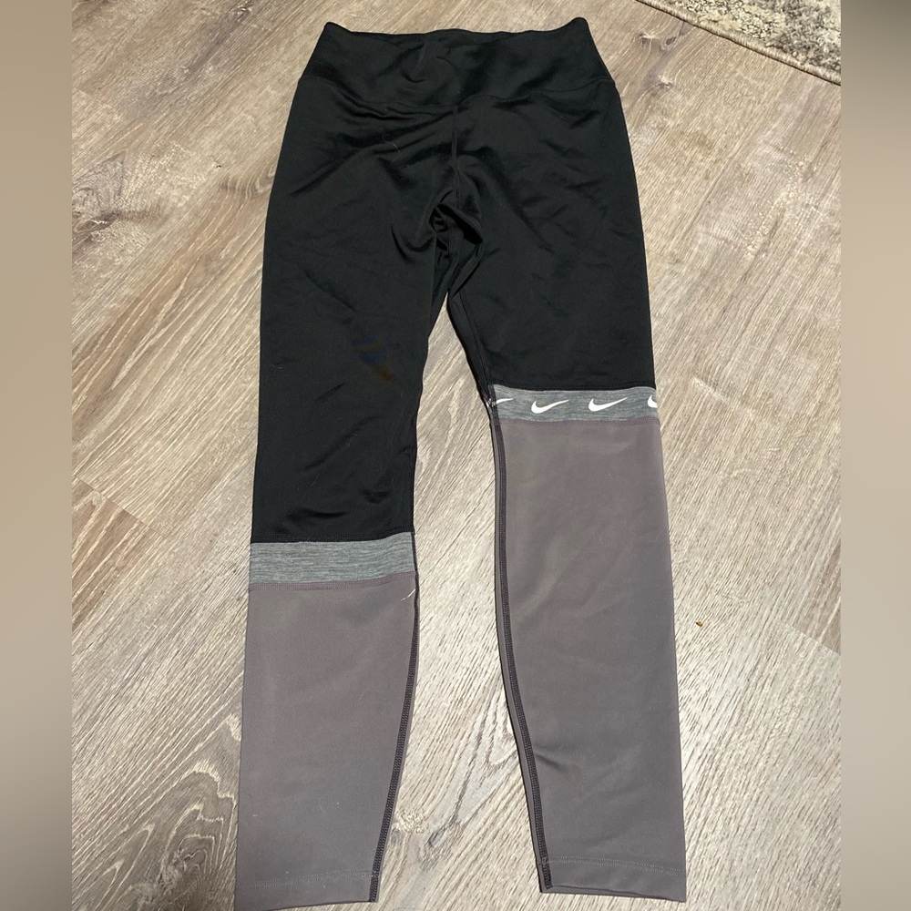 NIKE leggings